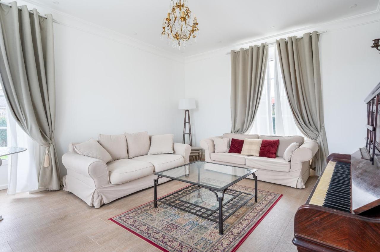 Domaine Les Jardins Darsene Bed & Breakfast Tinténiac Dış mekan fotoğraf