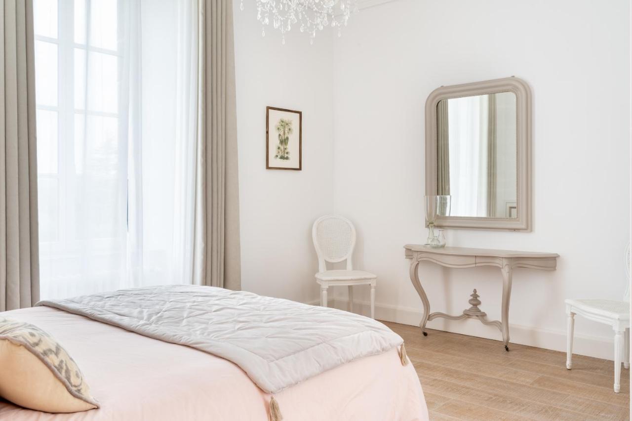 Domaine Les Jardins Darsene Bed & Breakfast Tinténiac Dış mekan fotoğraf