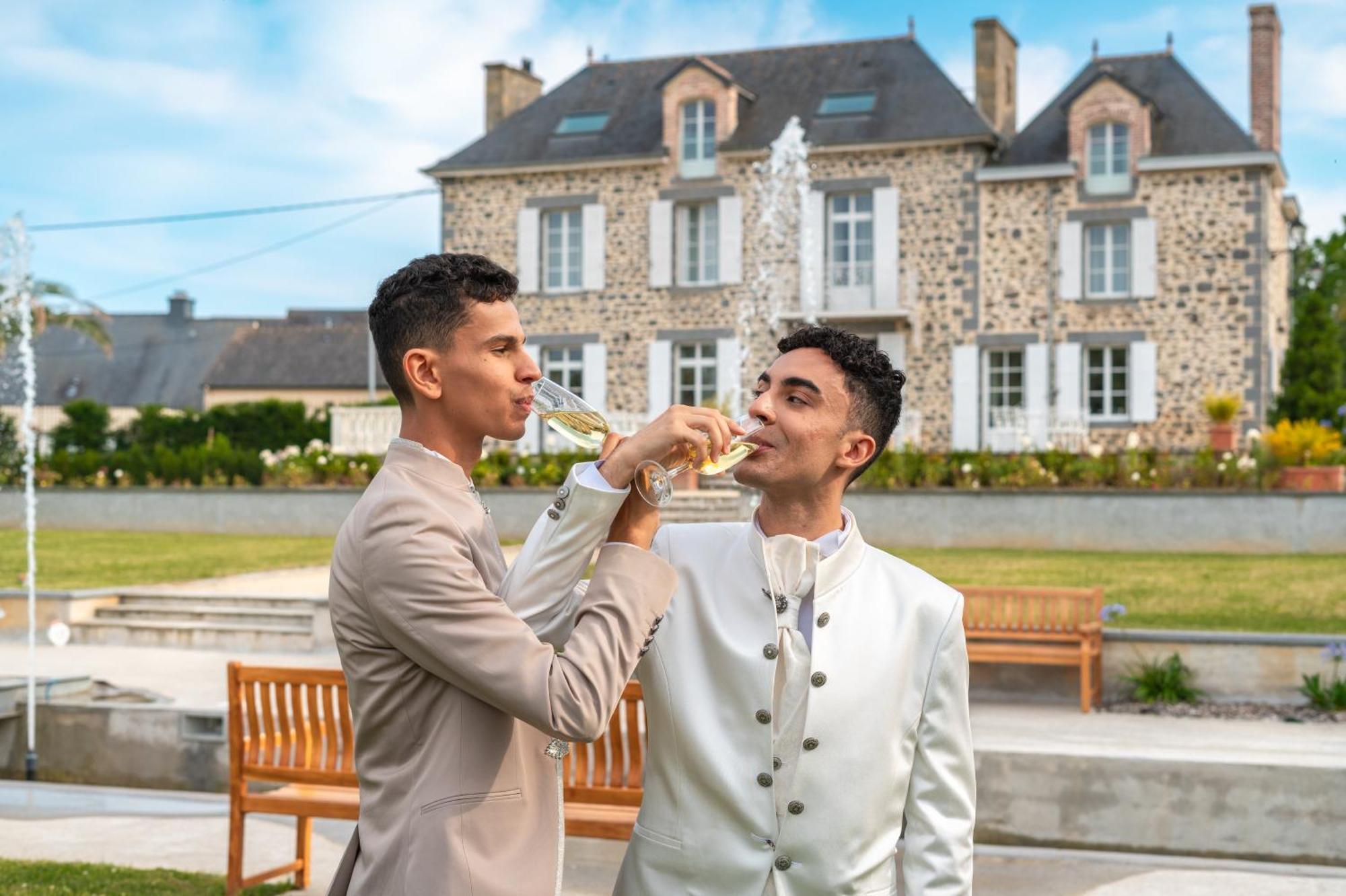 Domaine Les Jardins Darsene Bed & Breakfast Tinténiac Dış mekan fotoğraf